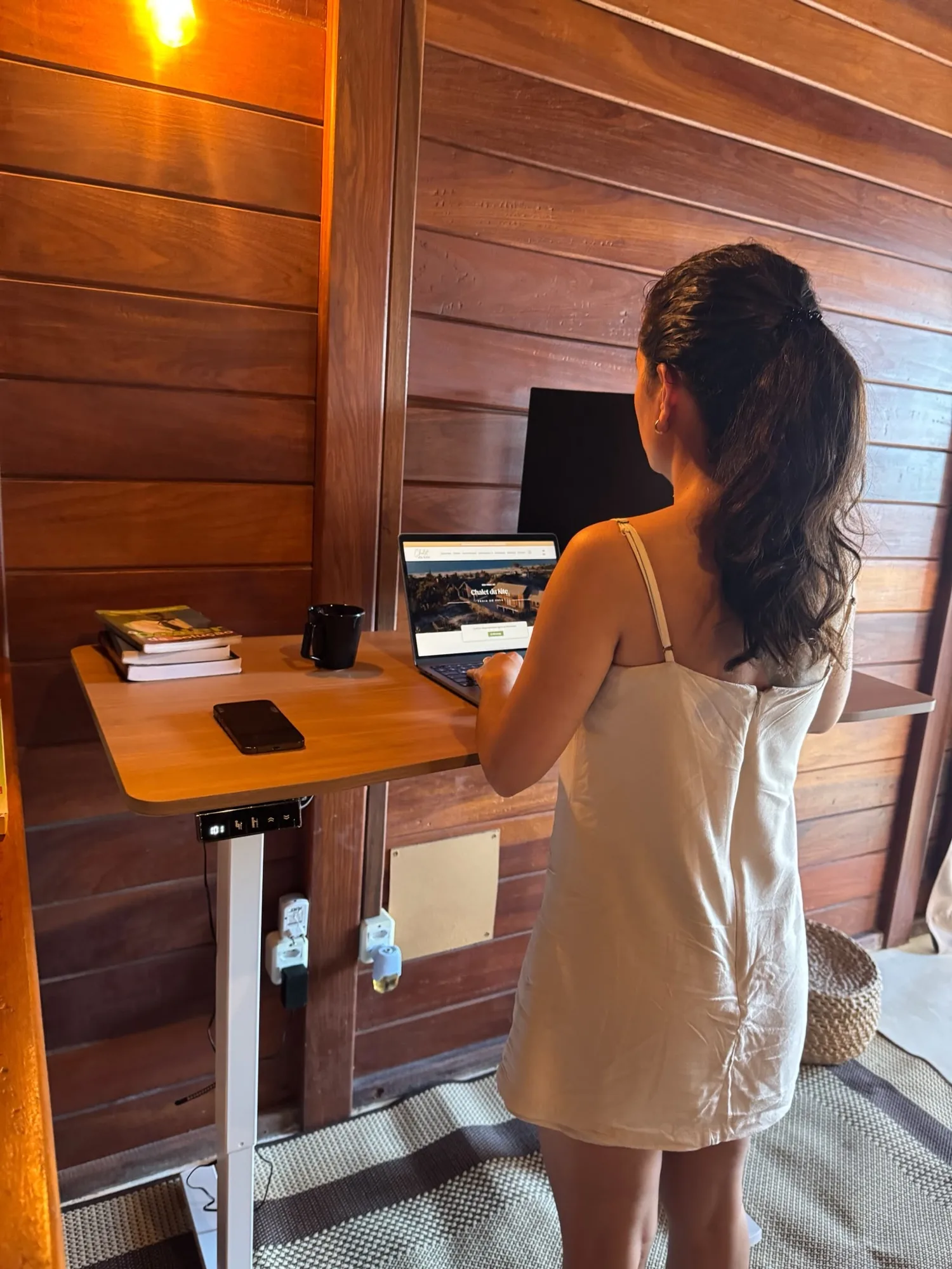 Stehender Arbeitsplatz im Haupthaus - Chalet du Kite, Praia do Preá